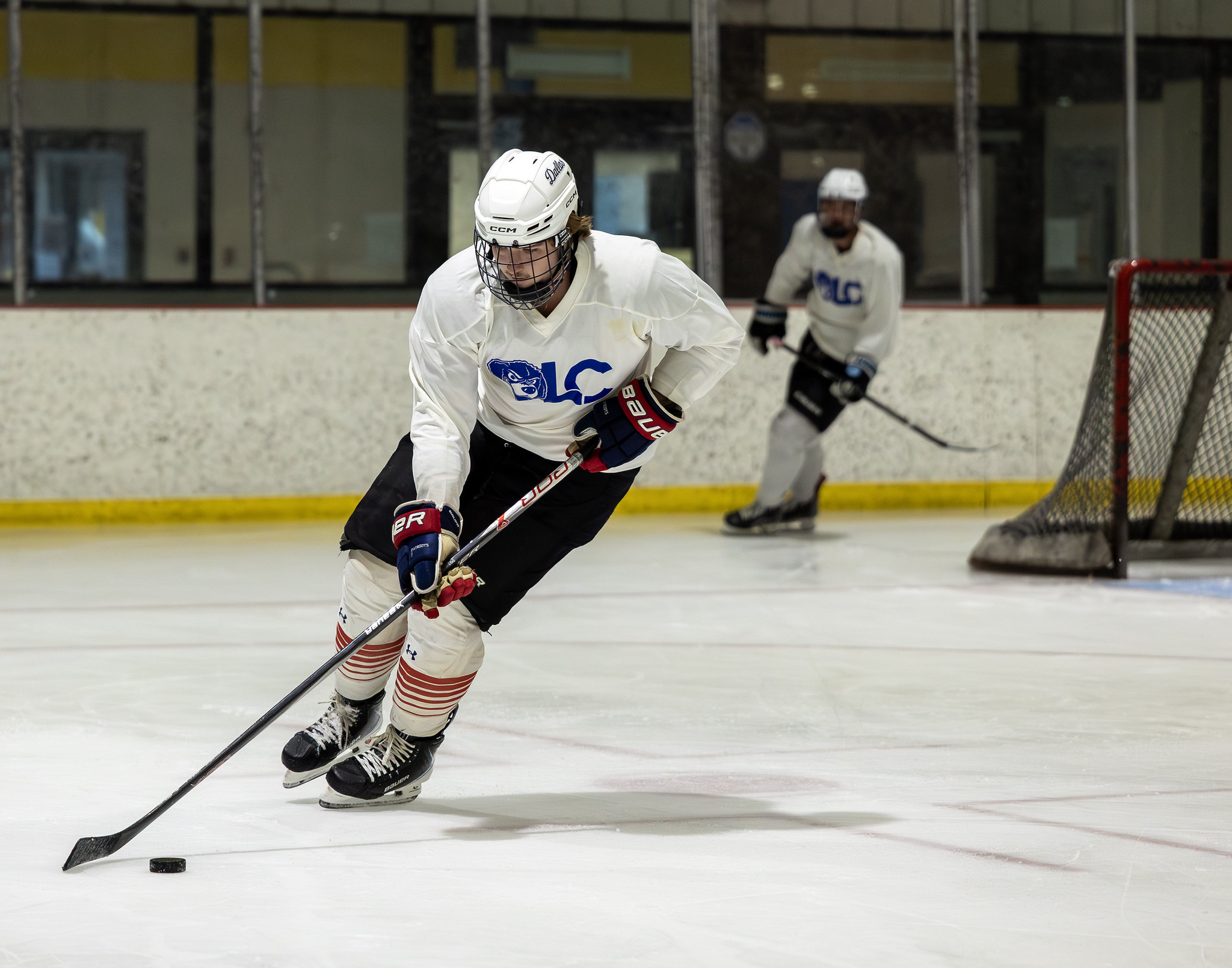 LC Ice Hockey player skating